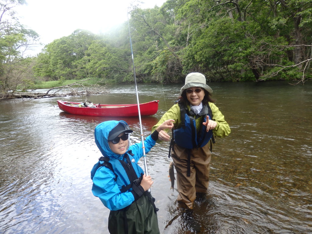 grace-field-canoe-fishing-touring